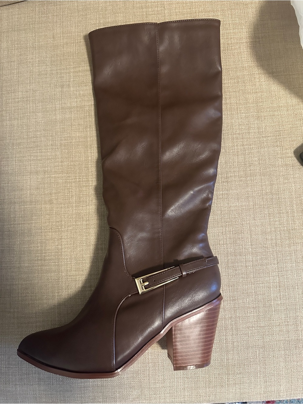 NEW Chase and Chloe Justine Brown Faux Leather Knee High Block Heel Boots, Sz 8